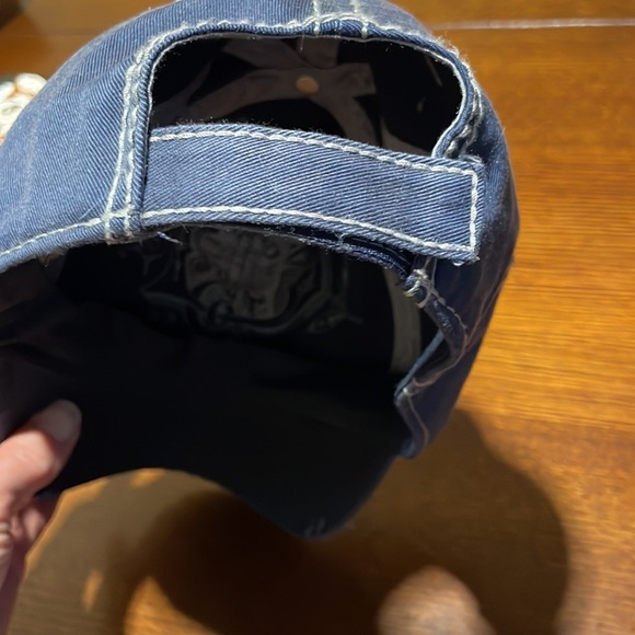 John Deere Licensed Trademark Adjustable Hat/Cap - Picture 5 of 5